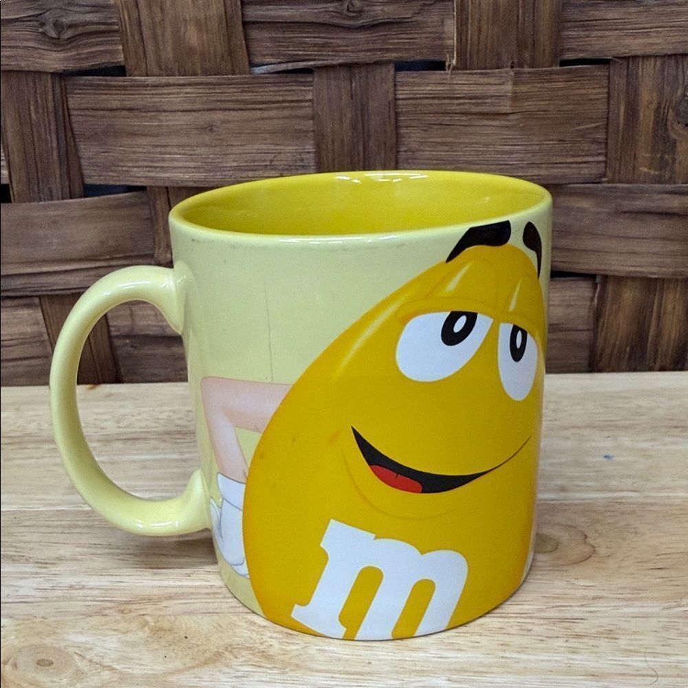 M&M'S Cheerful Yellow Mug